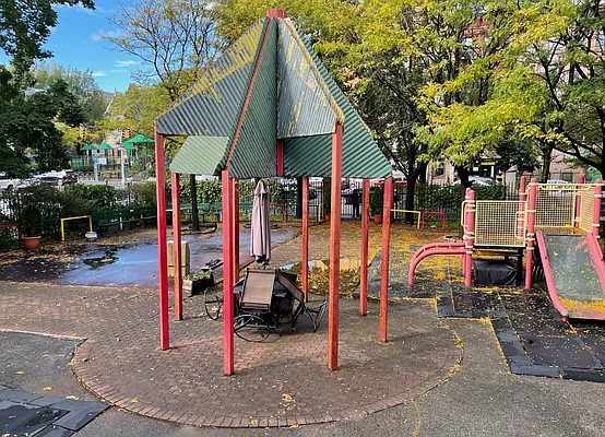 Sold by Compass | media 11