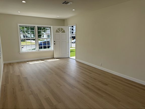 5th image of 2120 N Dymond St