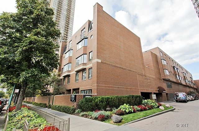 1st image of 1720 N La Salle St #40