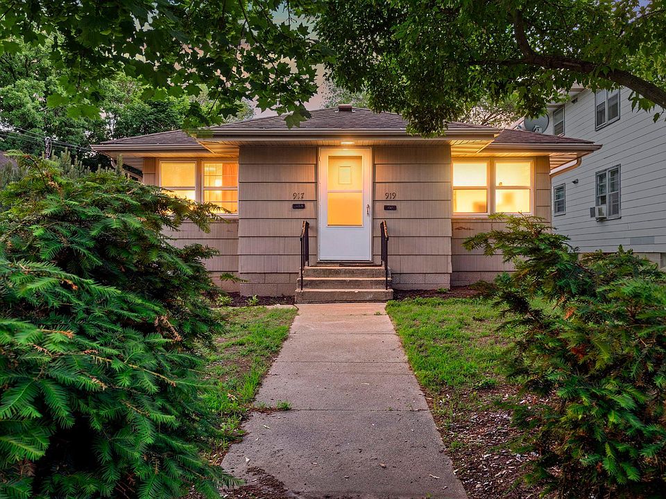 1st image of 917-919 Weeks Ave SE
