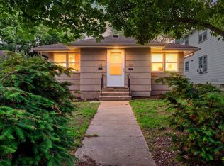 917-919 Weeks Ave SE, Minneapolis, MN 55414