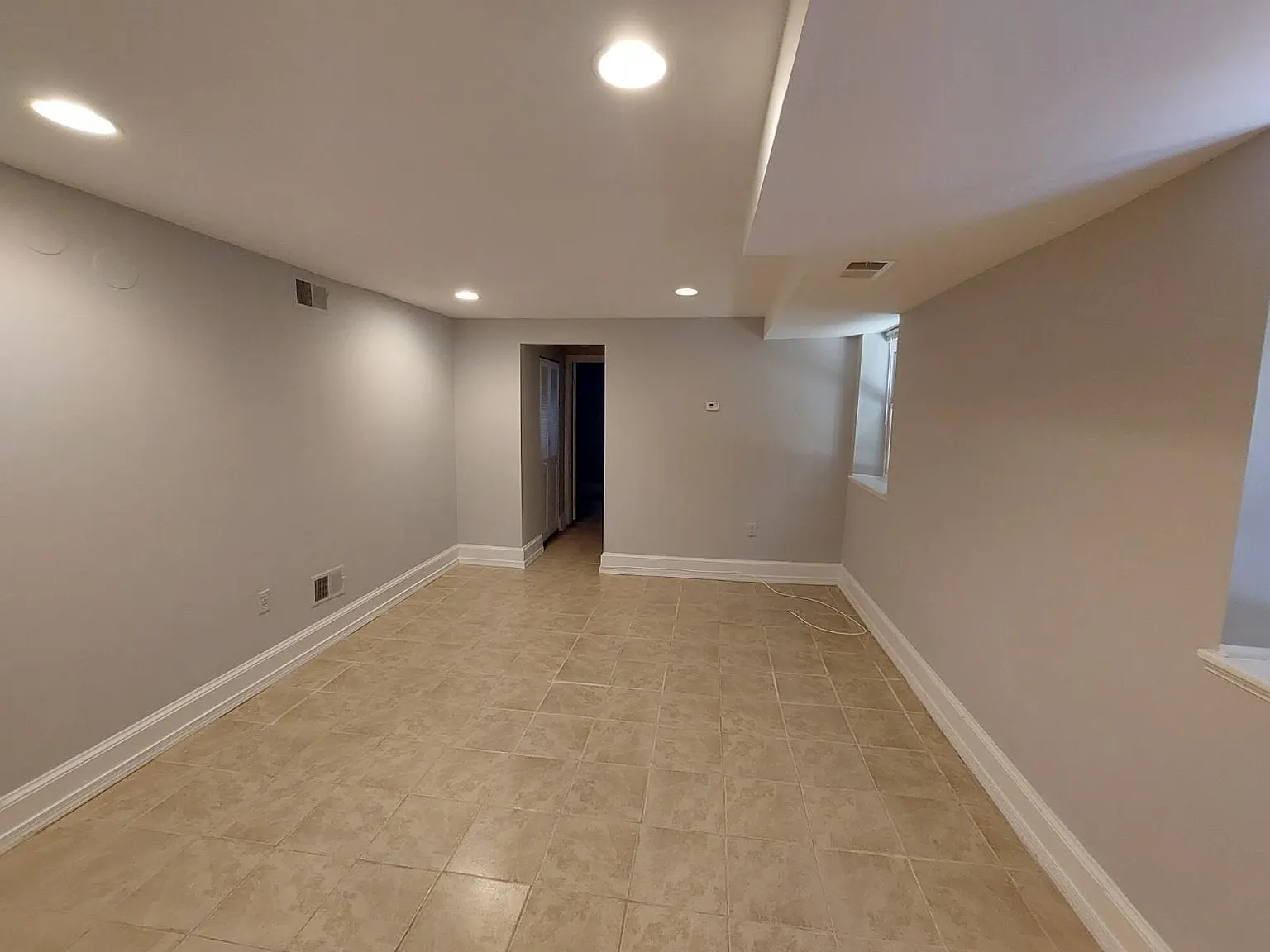2 bed, 850 sqft, $2,195 — Photo 4
