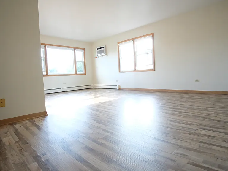 8418 W Oak Ave #3 — Photo 6