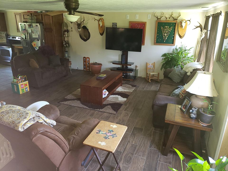 2nd image of 573 Barham Rd