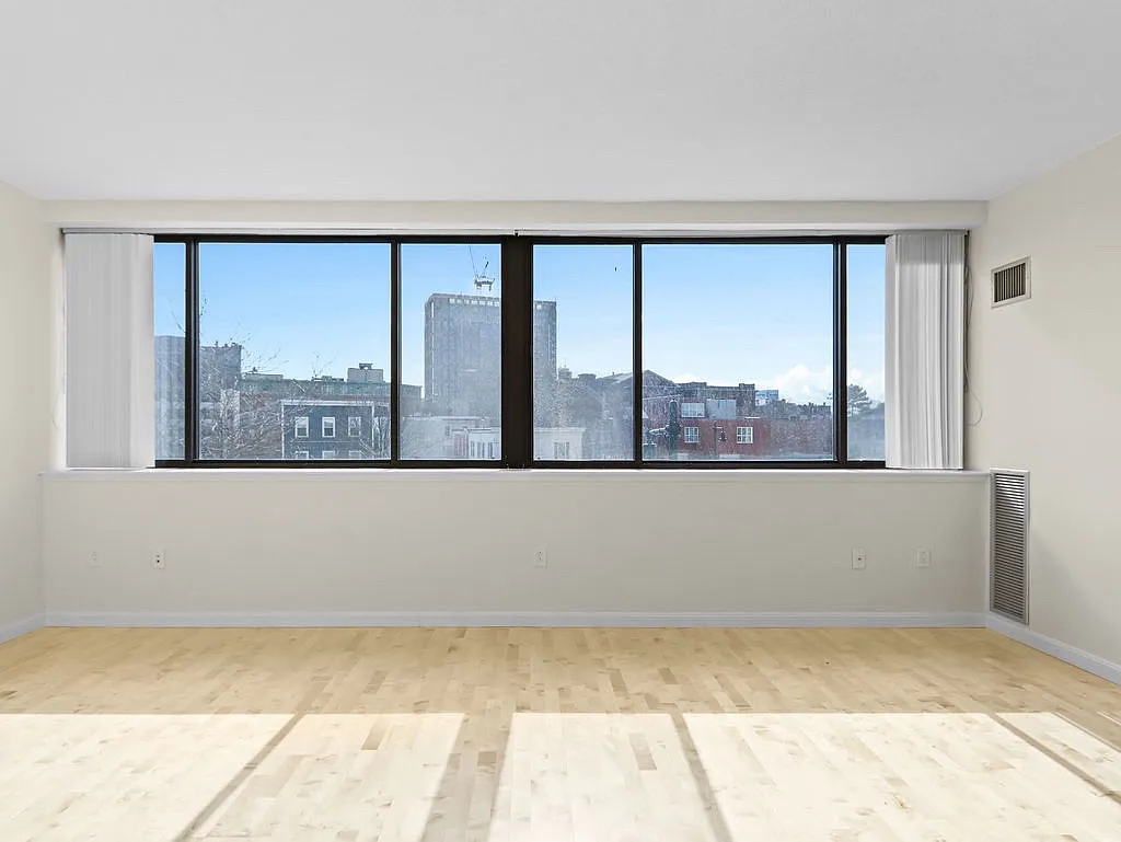 Studio, 531 sqft, $2,595 — Photo 4