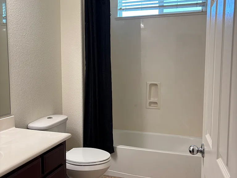 Full bathroom