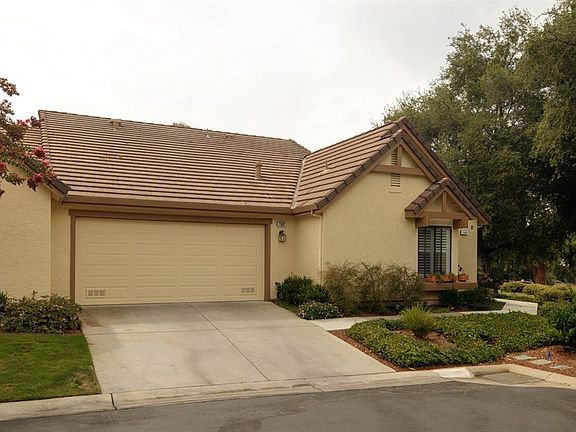 3rd image of 7592 Tayside Ct