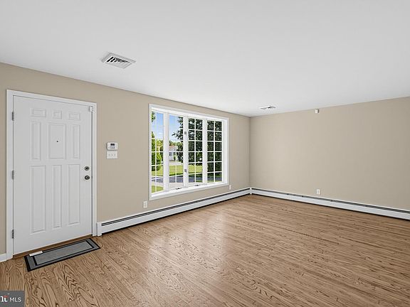 4th image of 61 Berlin Cross Keys Rd