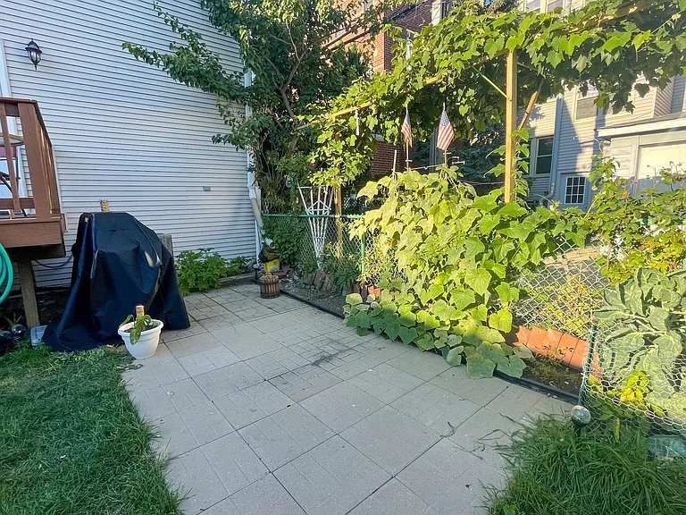 1613 W Berwyn Ave #1 — Photo 15