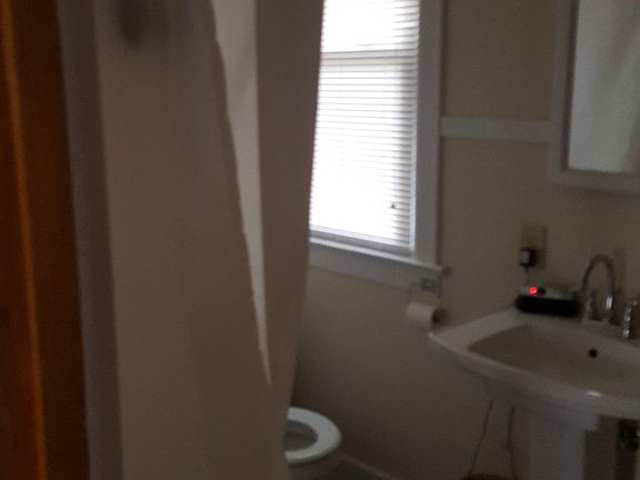 5th image of 247 Clinton Heights Ave APT D