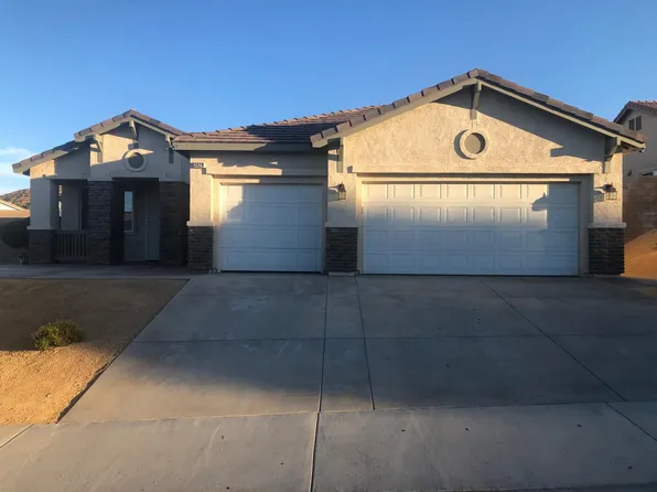 3920 Sunkist St, Palmdale, CA 93551