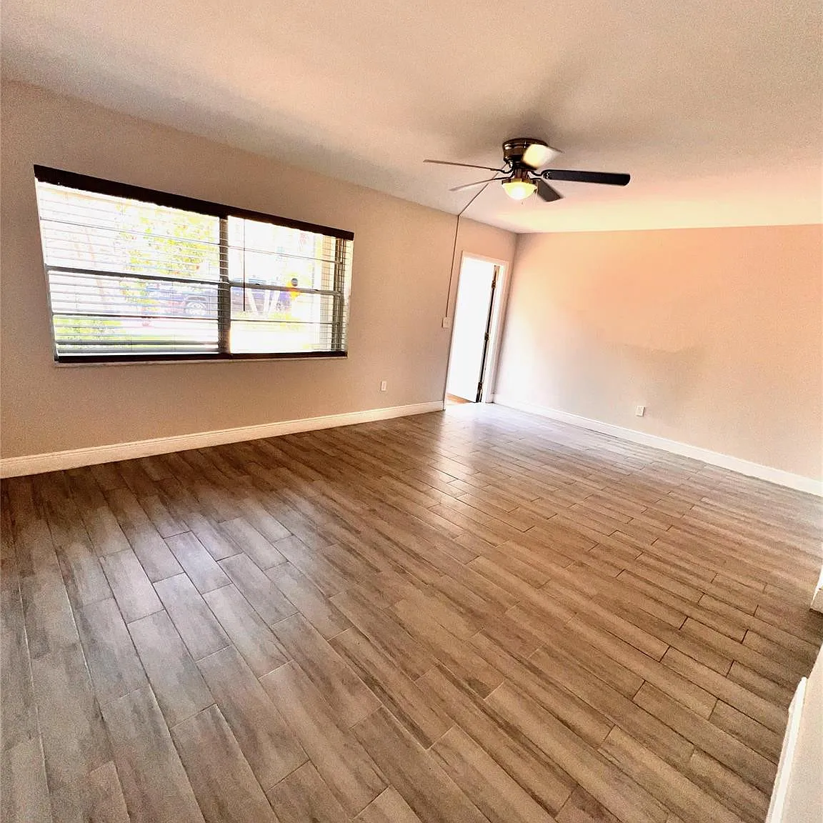 3 bed, 2.5 bath, 1500 sqft, $2,900 — Photo 3