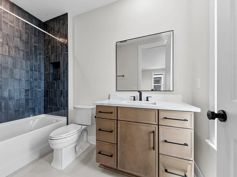 2054 Prudential Dr — Photo 22