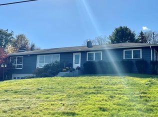 2407 Morrcrest Dr, Corning, NY 14830