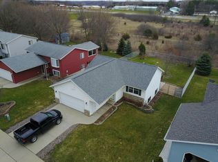 3802 Strathmore Ln SE, Rochester, MN 55904