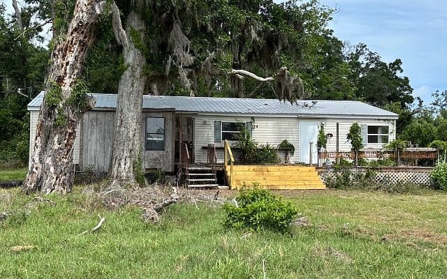 1st image of 5393 140th St
