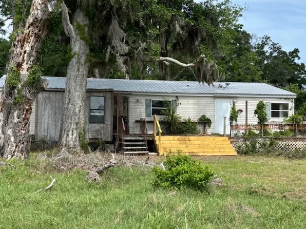 5393 140th St, Wellborn, FL 32094