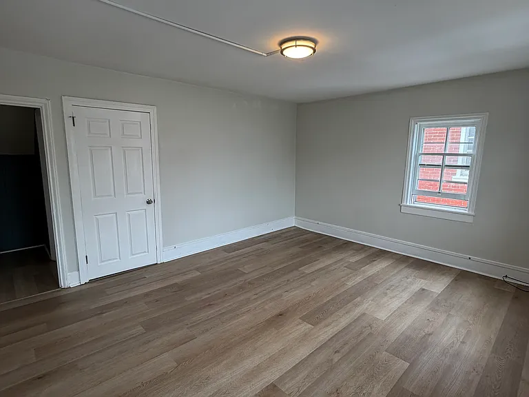 105 E Main St #2 — Photo 22