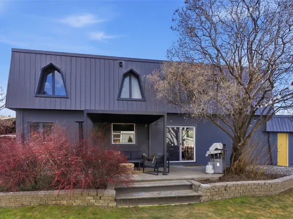 1756 Clifford Ave, Kamloops, BC V2B 4G6
