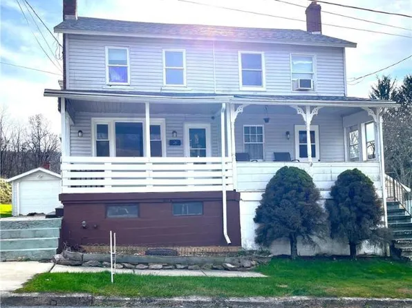 16 & 18 Andrewsville St, Lansford, PA 18232
