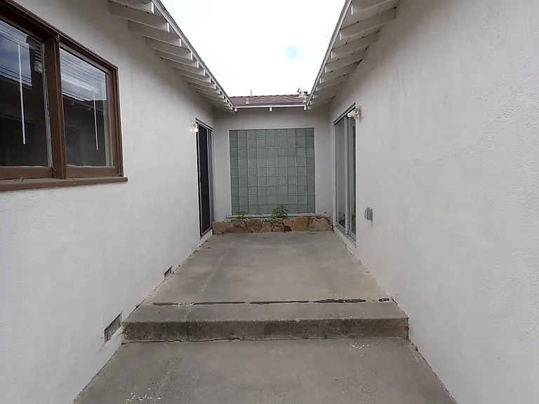 6131 Choctaw Dr — Photo 24