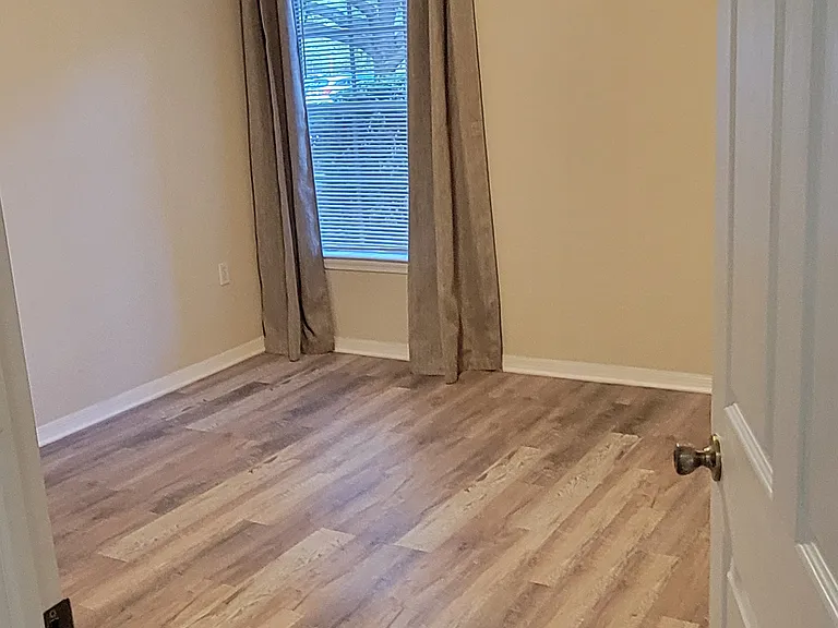 7411 Vista Way #103 — Photo 12
