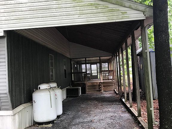 2nd image of 32184 Steele Dr