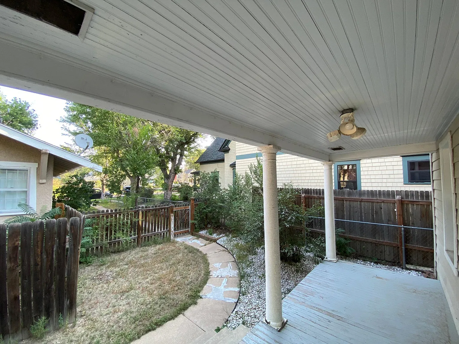 E Willamette Ave, Colorado Springs — Photo 1