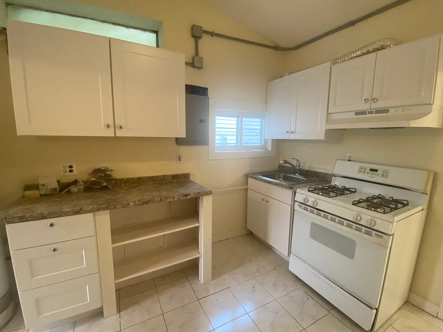 2 bed, $2,200 — Photo 2