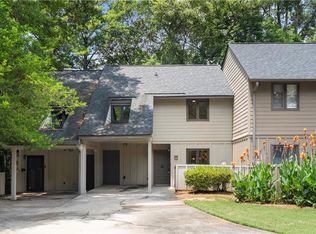 922 Cedar Crk S, Marietta, GA 30067