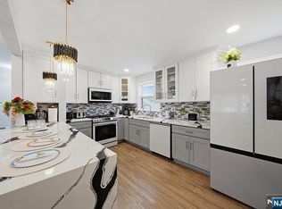 501 2nd Ave, Roselle, NJ 07203