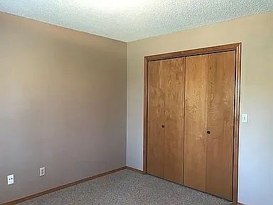 5th image of 5 Pinehurst Dr