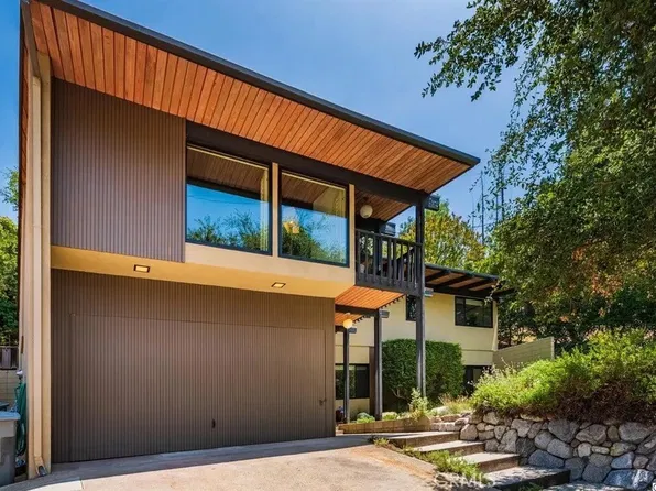 3242 E Chevy Chase Dr, Glendale, CA 91206