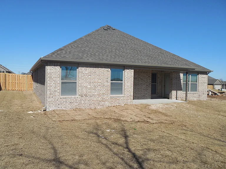1111 Gardenia St — Photo 3