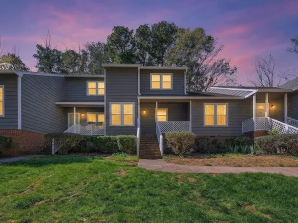 102 Lake Hollow Cir, Cary, NC 27513