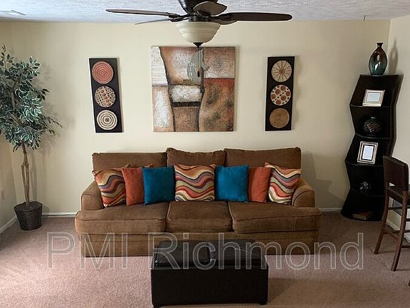 3rd image of 7823 Balineen Ct