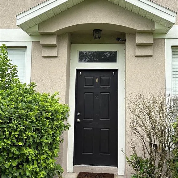 10907 Derringer Dr — Photo 3