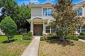 1112 Hillhurst Dr