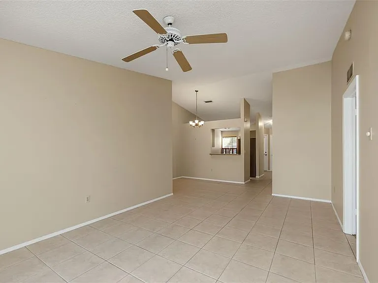 3121 Beecher Dr E #A — Photo 32