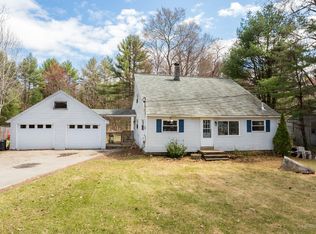 52 Pool Dr, Wells, ME 04090
