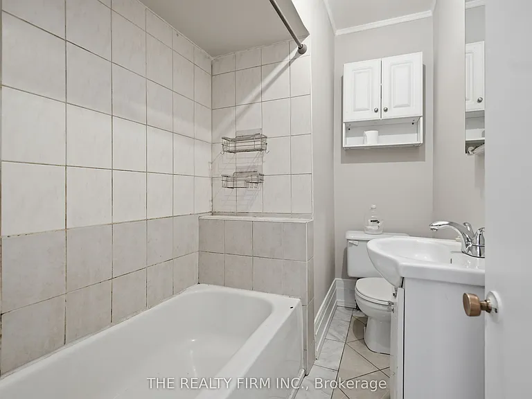 22 Victor St #2 — Photo 9