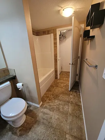 31 Jamieson Ave — Photo 12