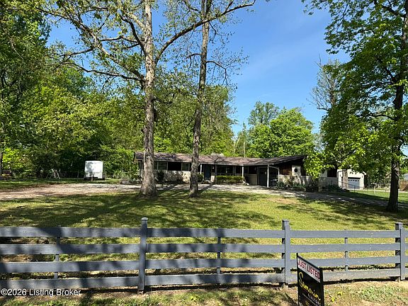 3rd image of 9307 Fairground Rd