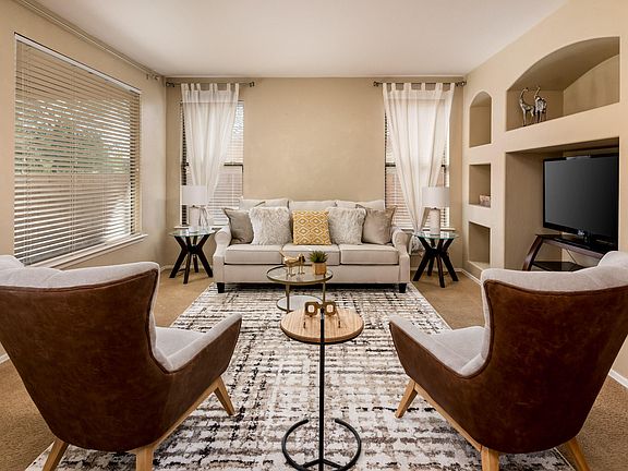 4th image of 27157 N Whitehorn Trl