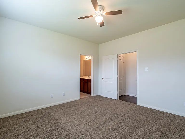1911 Hot Springs Way — Photo 13