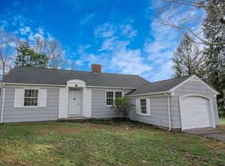 33 Porter Rd, East Longmeadow, MA 01028