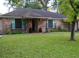 326 Southbrook Cir, Houston, TX 77060
