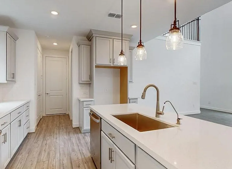21623 Lampeter River Ln — Photo 3