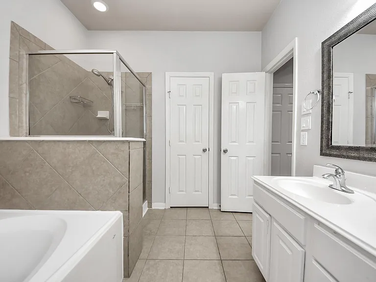 1251 Glenwood Canyon Ln — Photo 12