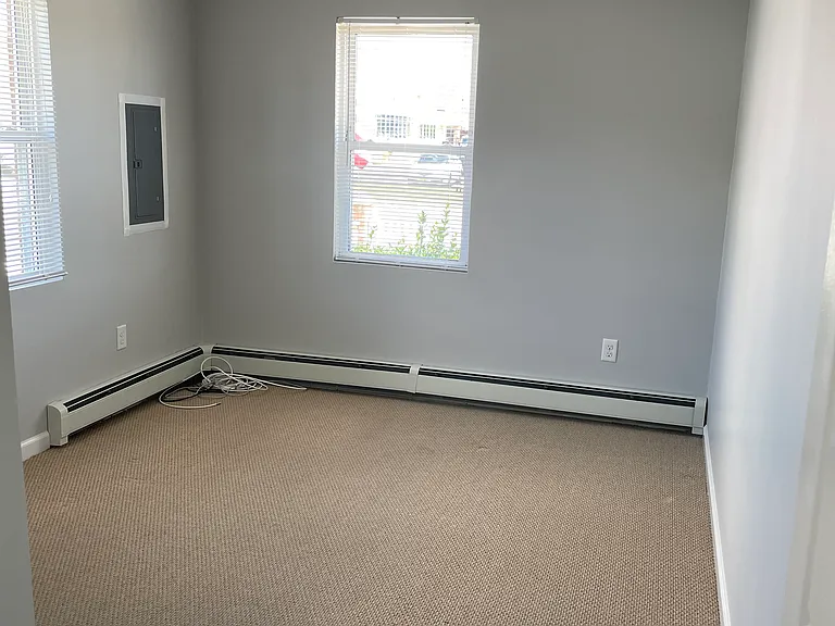 301 Arnold Ave — Photo 11